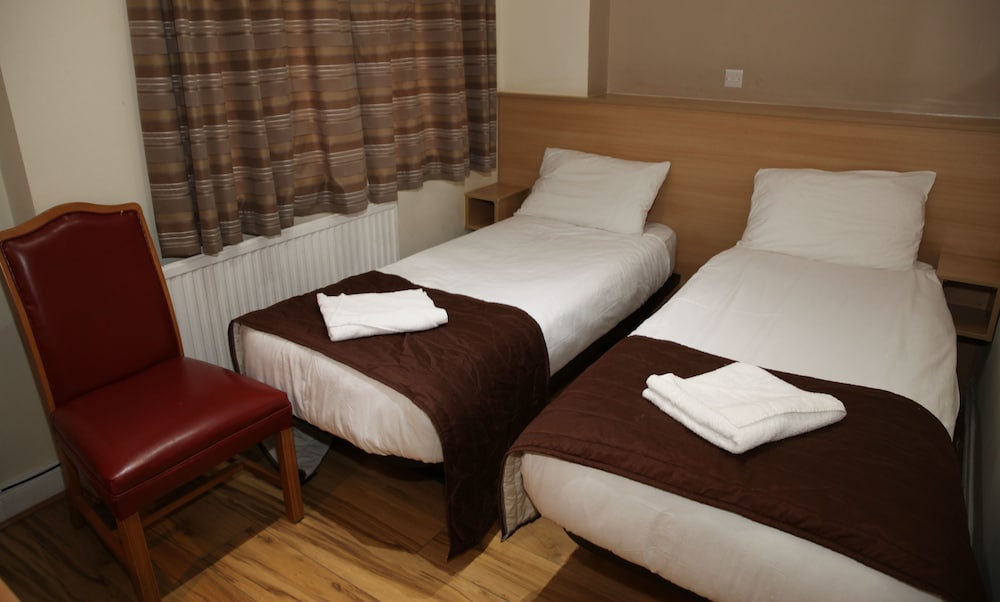 Фото Holland Court Hotel