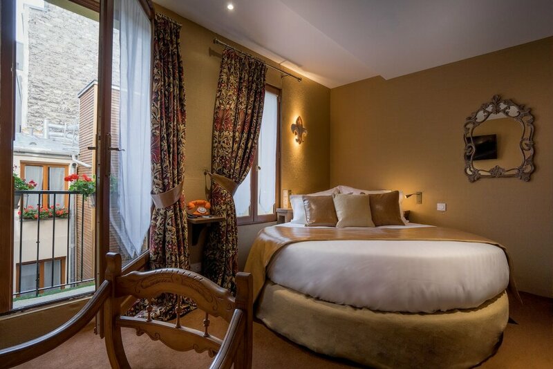 Гостиница Hôtel Le Temple de Jeanne в Париже