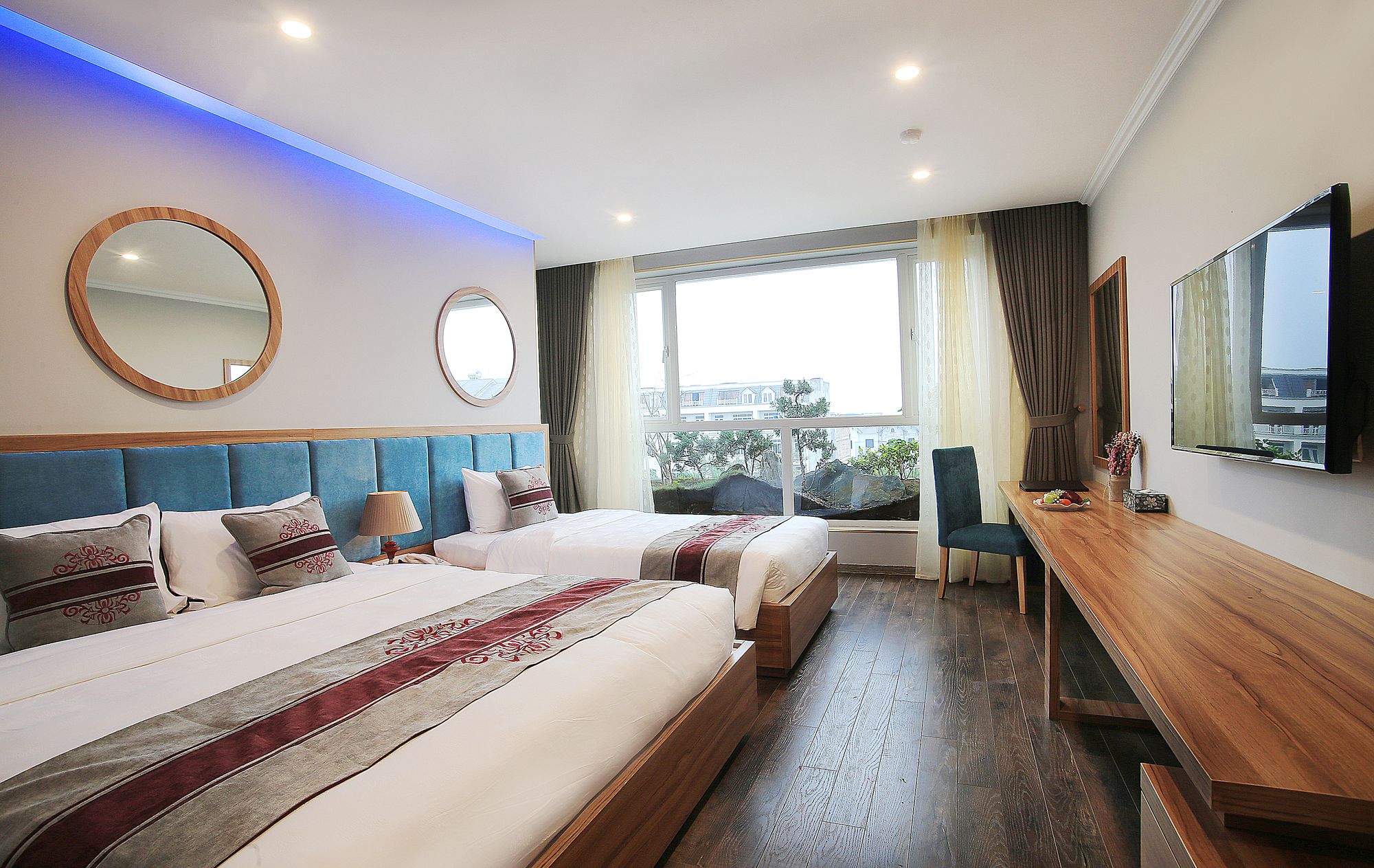 Фото Oriana Hotel