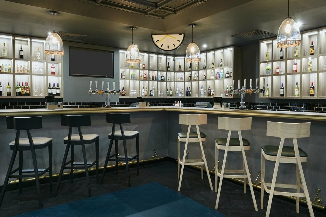 Фото Leonardo Hotel Manchester Central - Formerly Jurys Inn