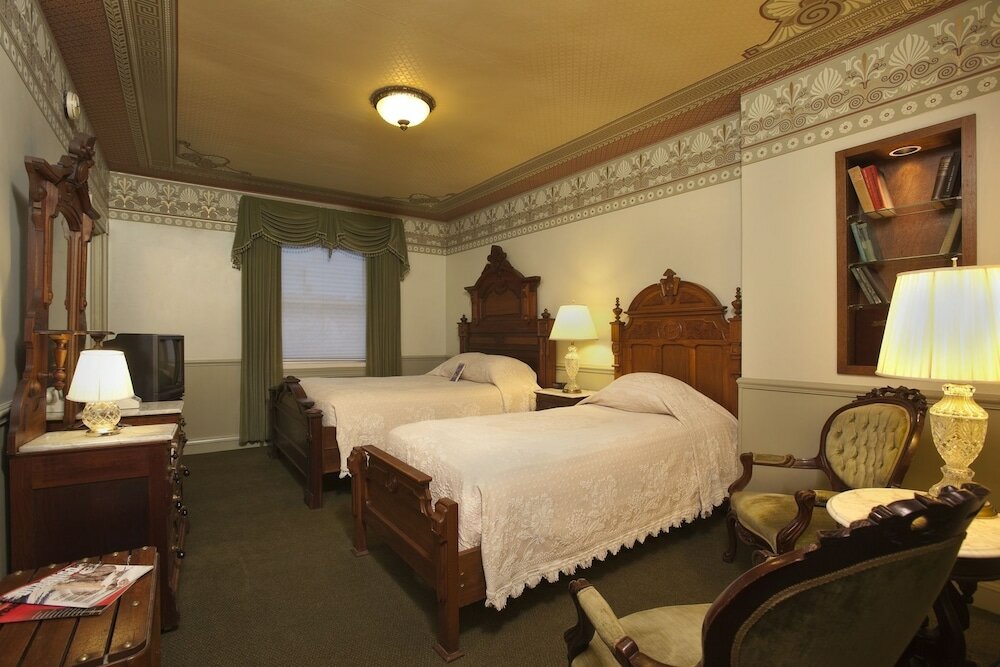 Фото Historic Strater Hotel