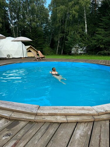 Глэмпинг Локоглэмп в Красноярском крае