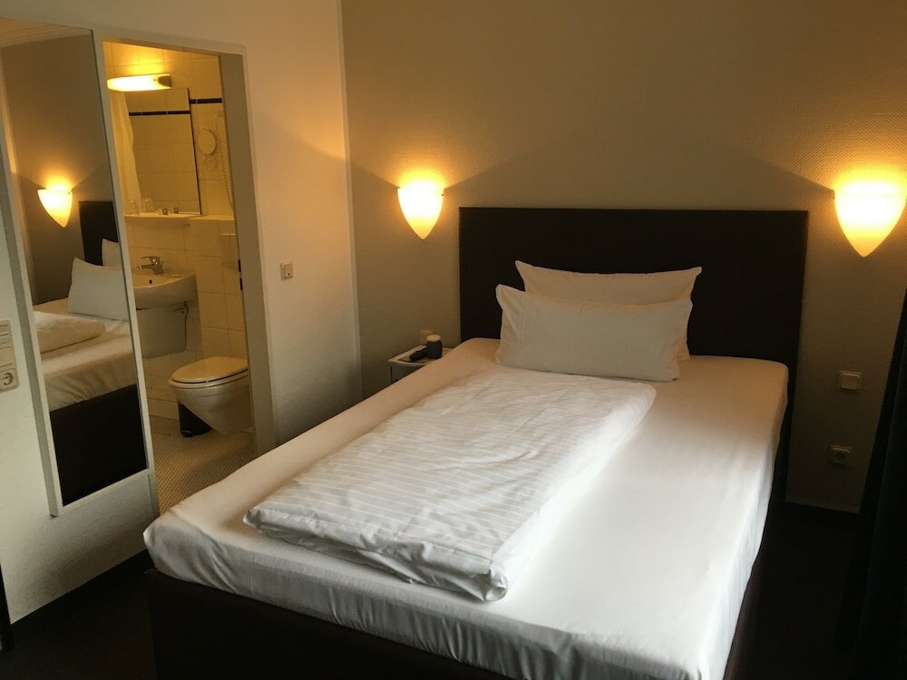 Фото Rugs Hotel Köln