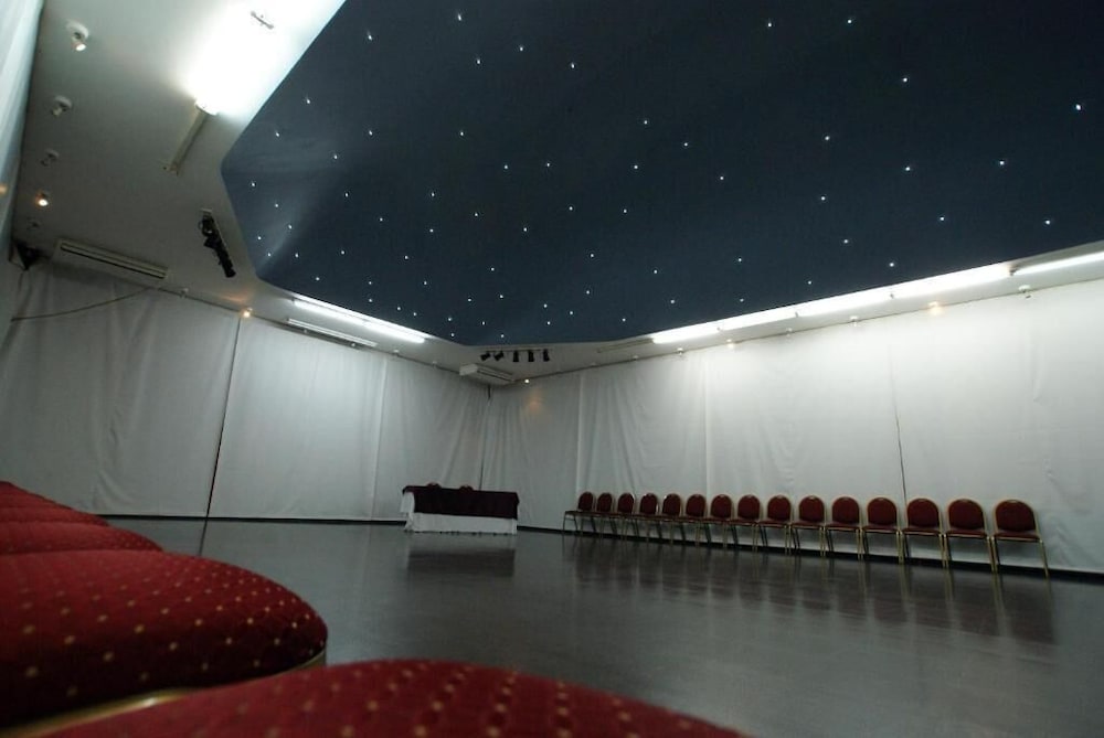 Фото Cristal Palace Hotel