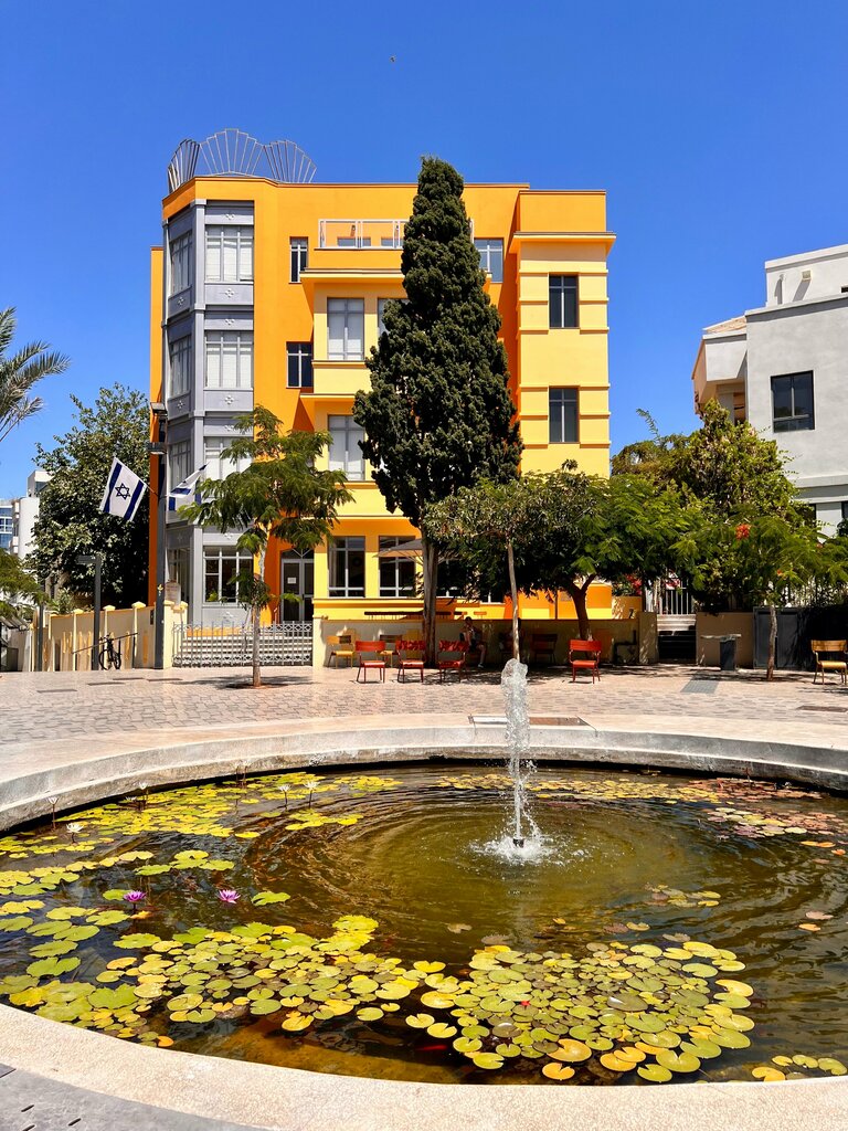 Fountain Fountain, Tel Aviv, photo