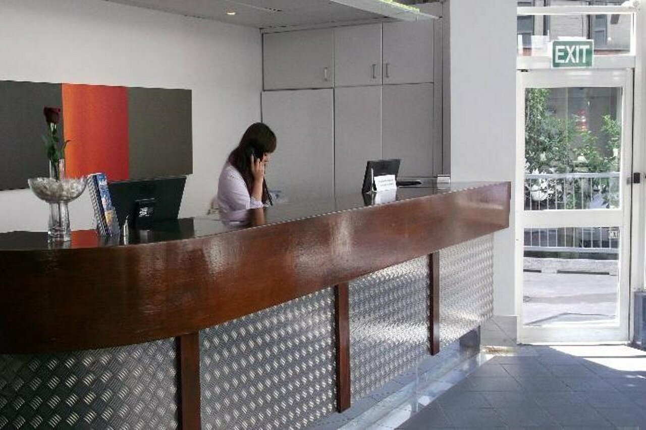 Фото Ascotia off Queen