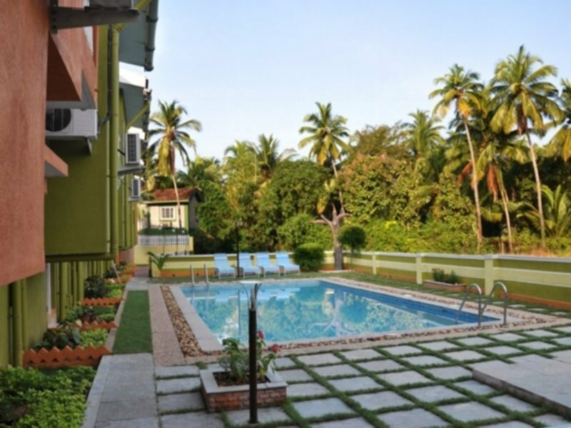 Фото A's Holiday Beach Resort