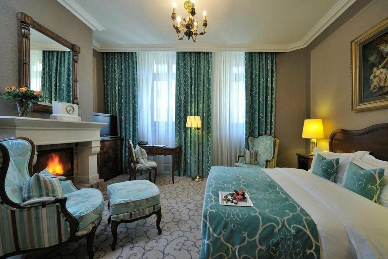 Фото Hôtel de La Cigogne