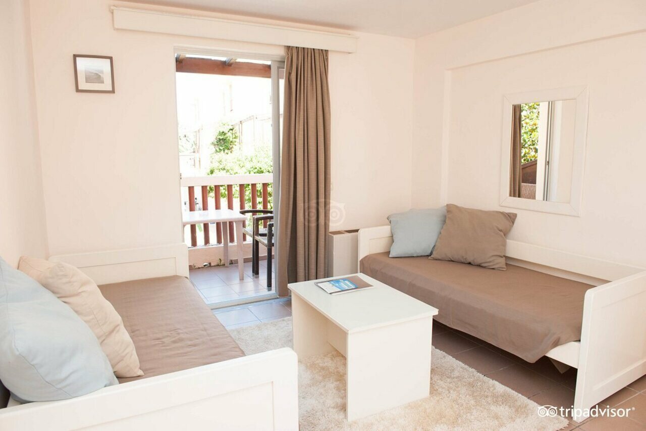 Фото Akron Seascape Resort, a member of Brown Hotels