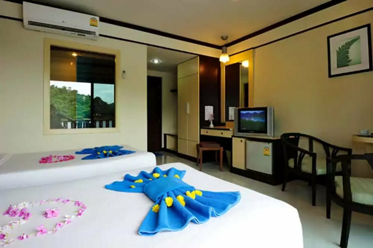 Фото Phi Phi Arboreal Resort