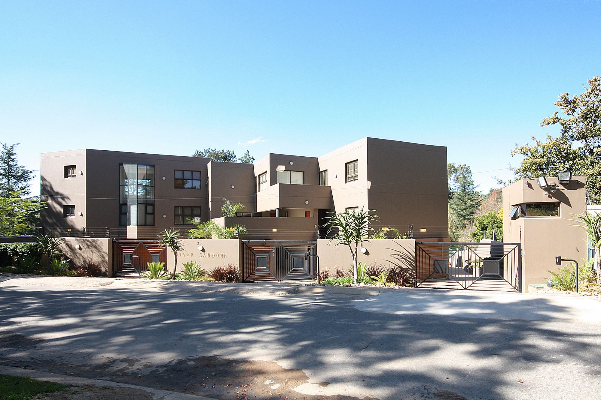 Фото Dynasty Forest Sandown Accommodation