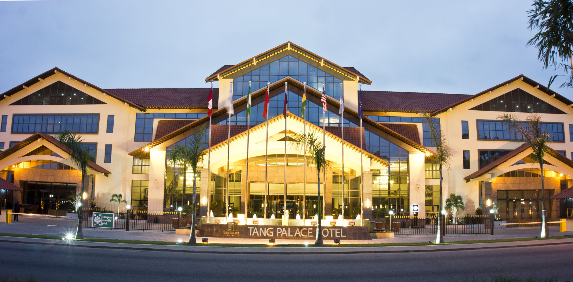 Фото Tang Palace Hotel