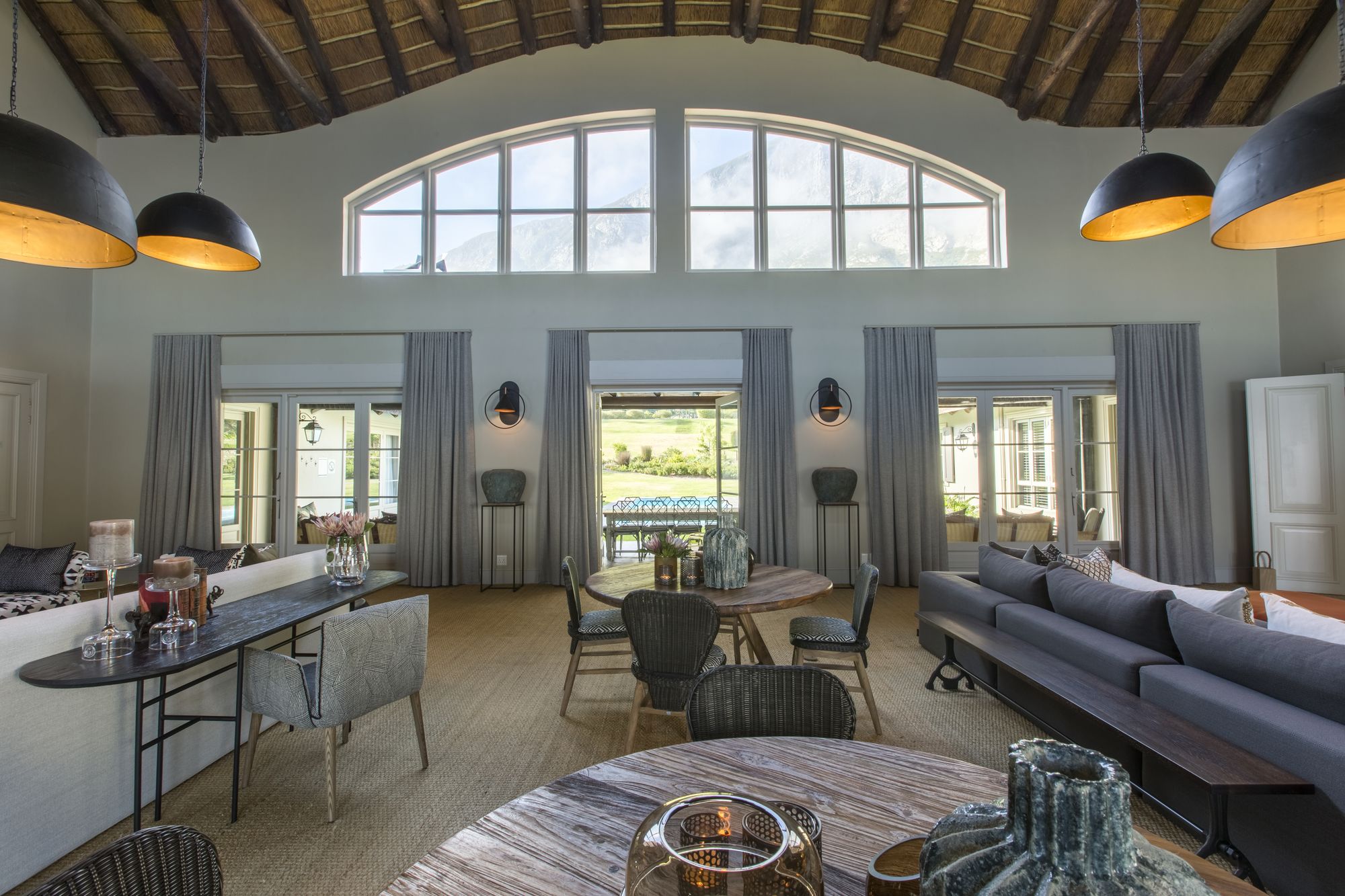 Фото The Thatch House Hermanus