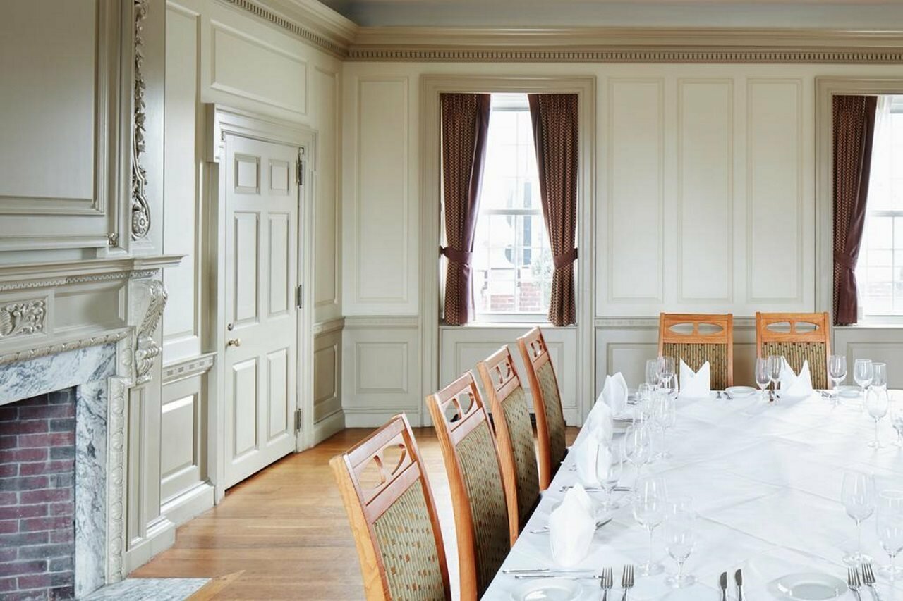 Фото Club Quarters Hotel in Philadelphia