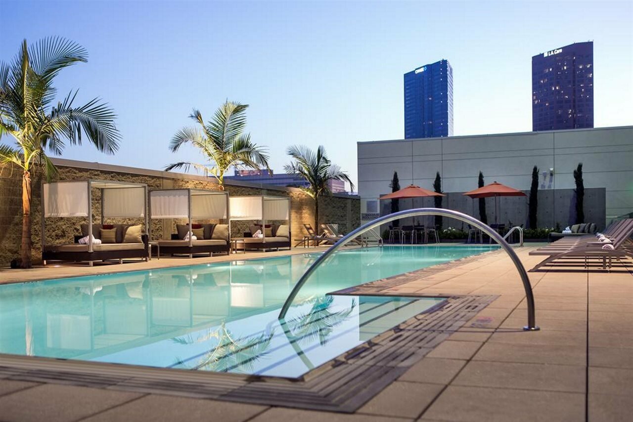 Фото Courtyard by Marriott Los Angeles L. A. Live