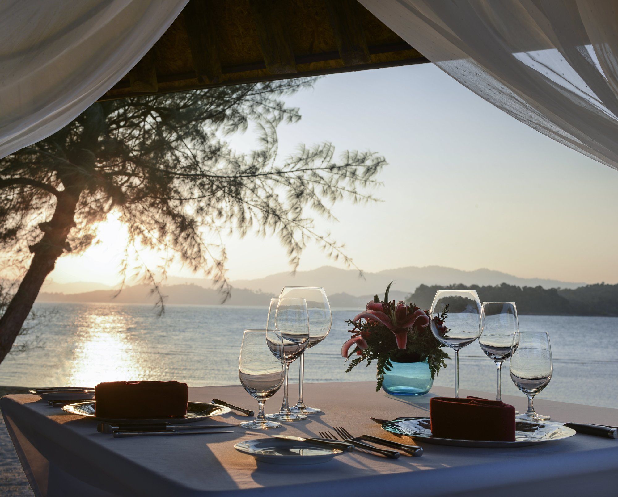 Фото The Naka Island, a Luxury Collection Resort & SPA, Phuket