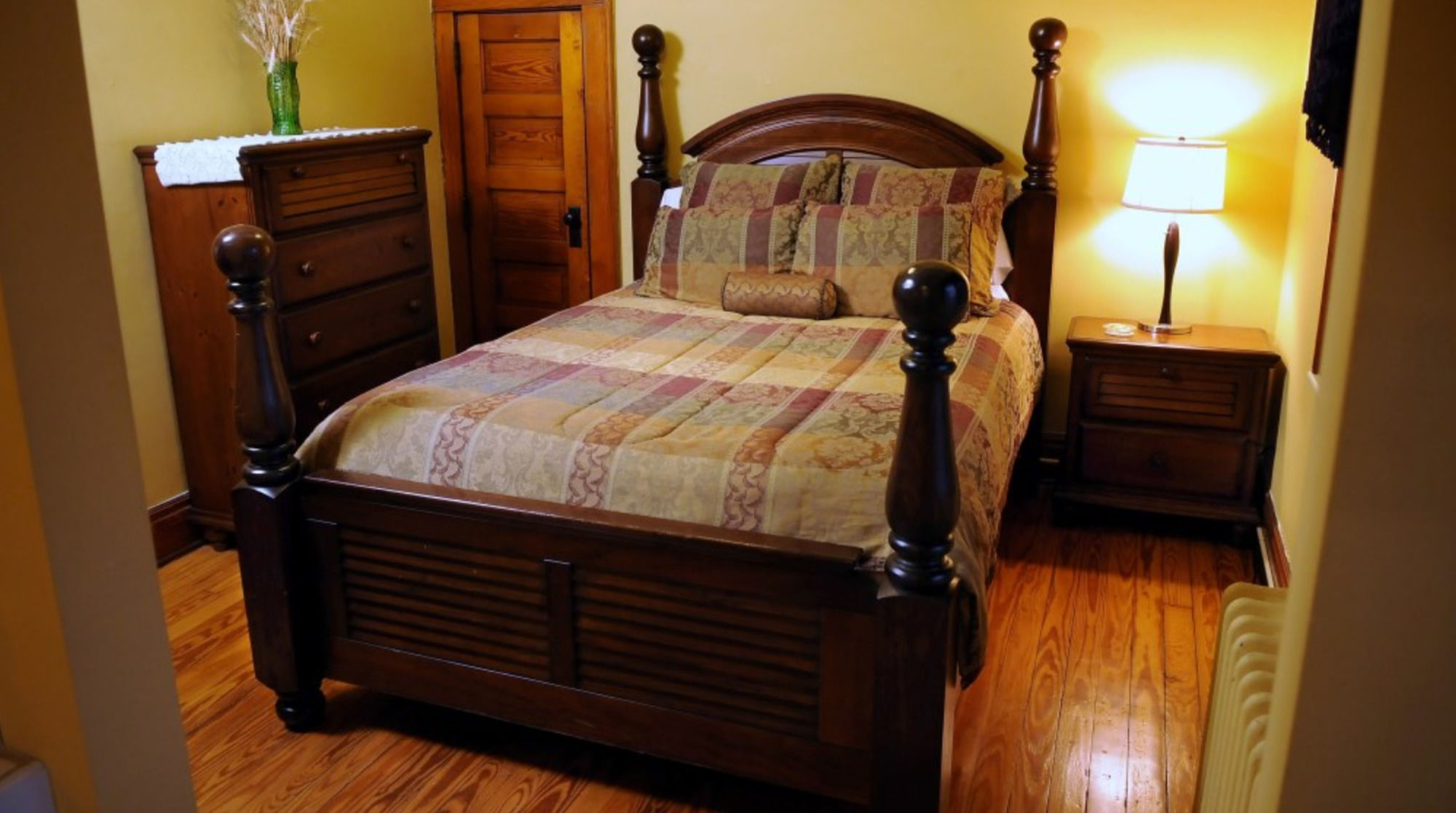 Фото Oliver Inn Bed and Breakfast