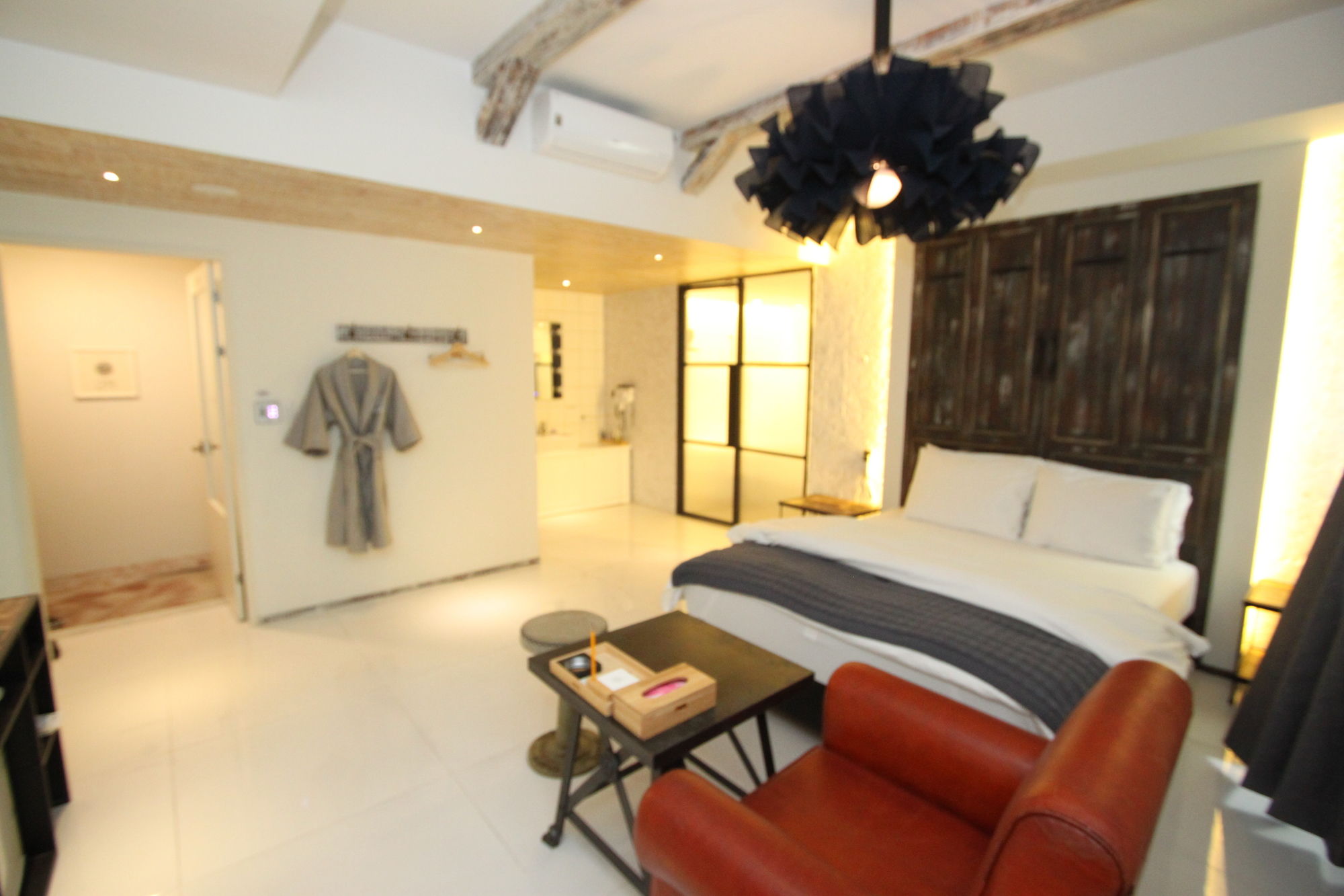 Фото February Hotel Sungseo