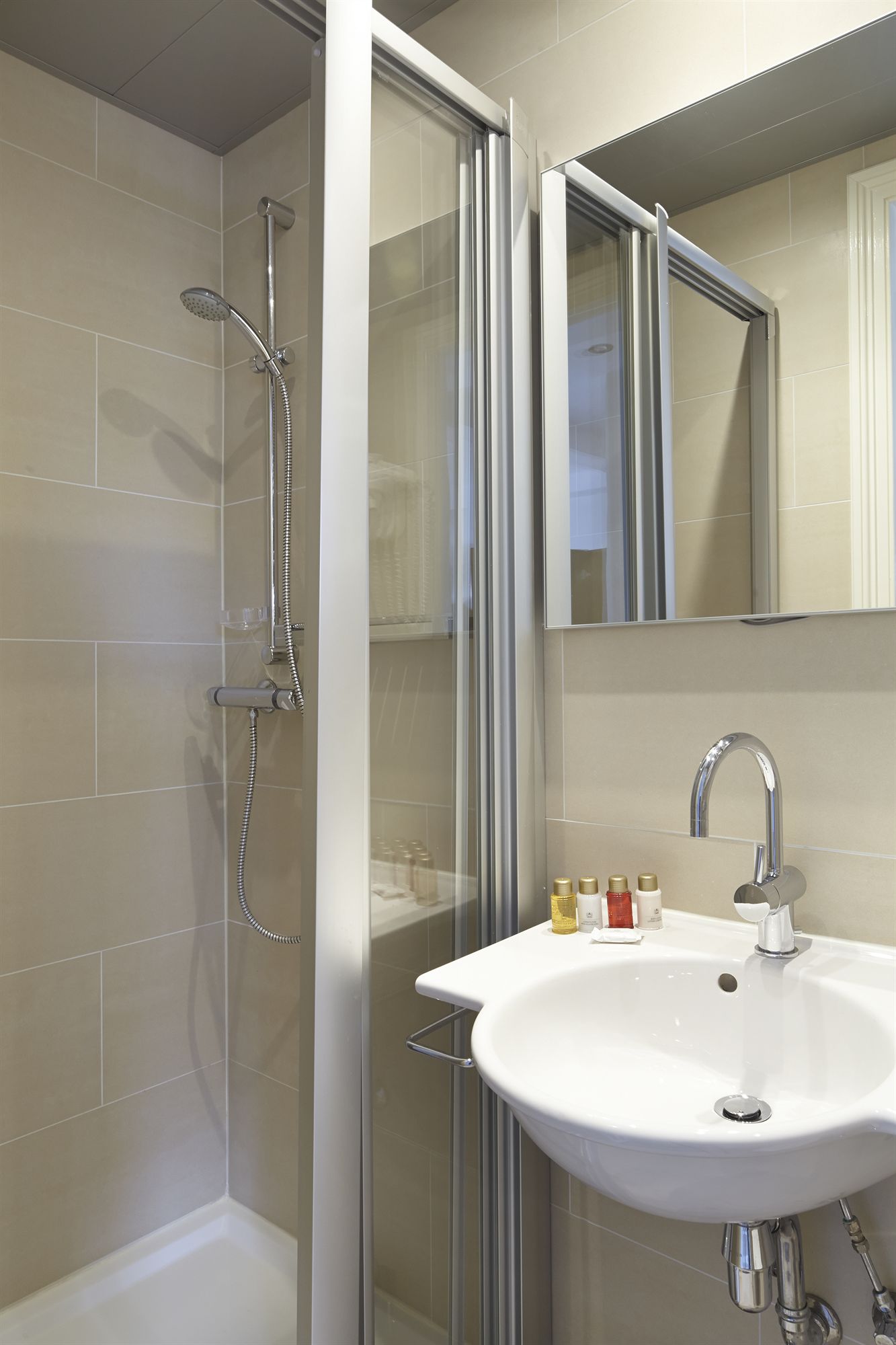 Фото No. 377 House