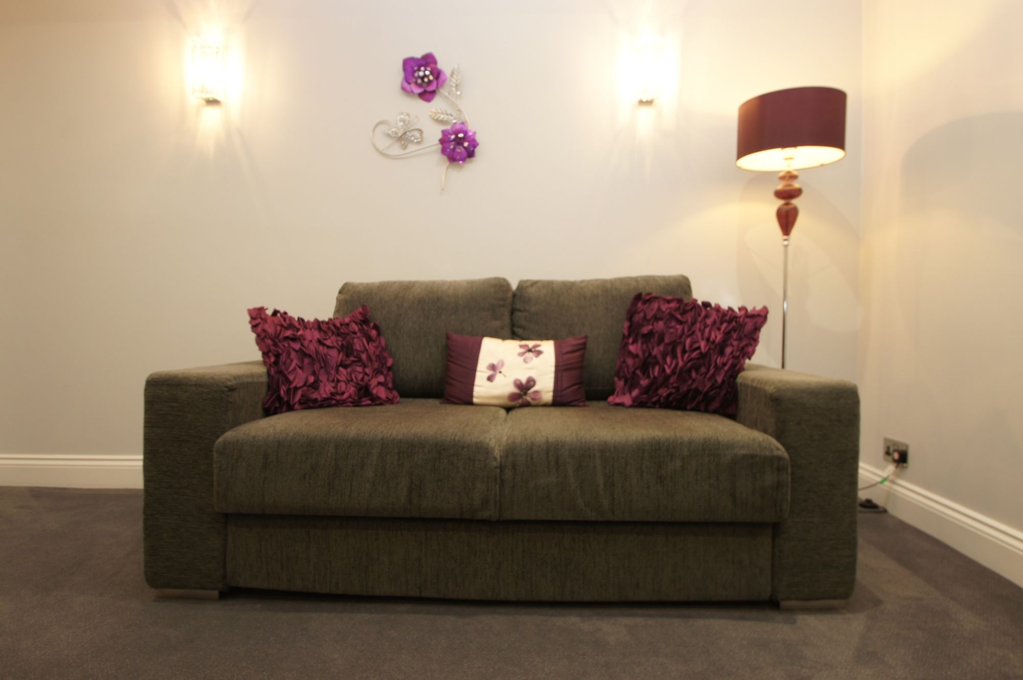 Фото New Westcliff Hotel