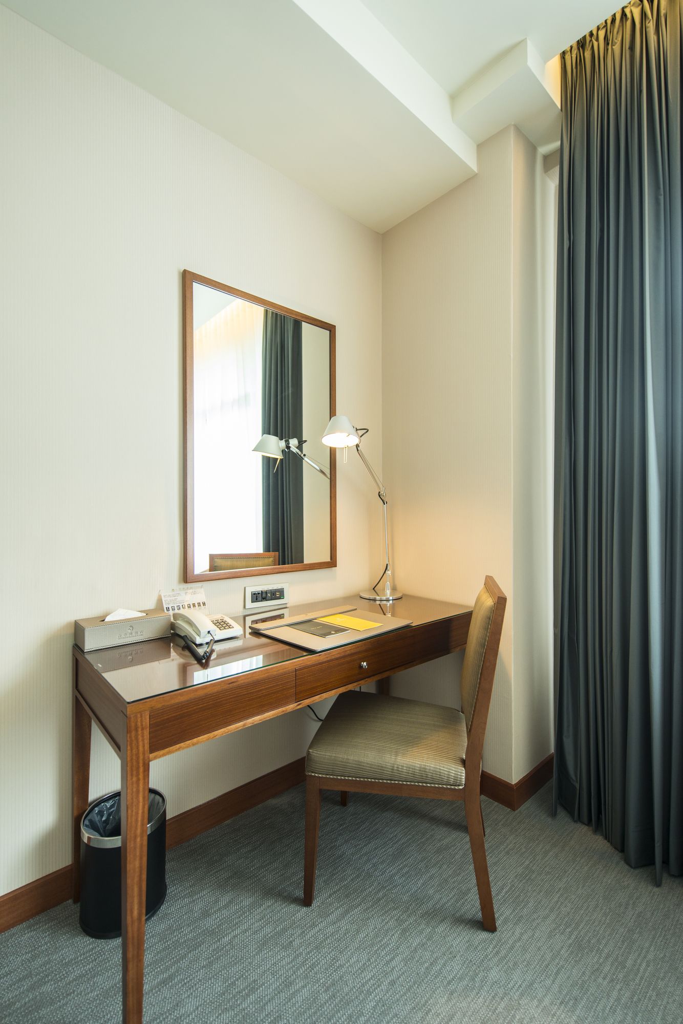 Фото Taichung Harbor Hotel