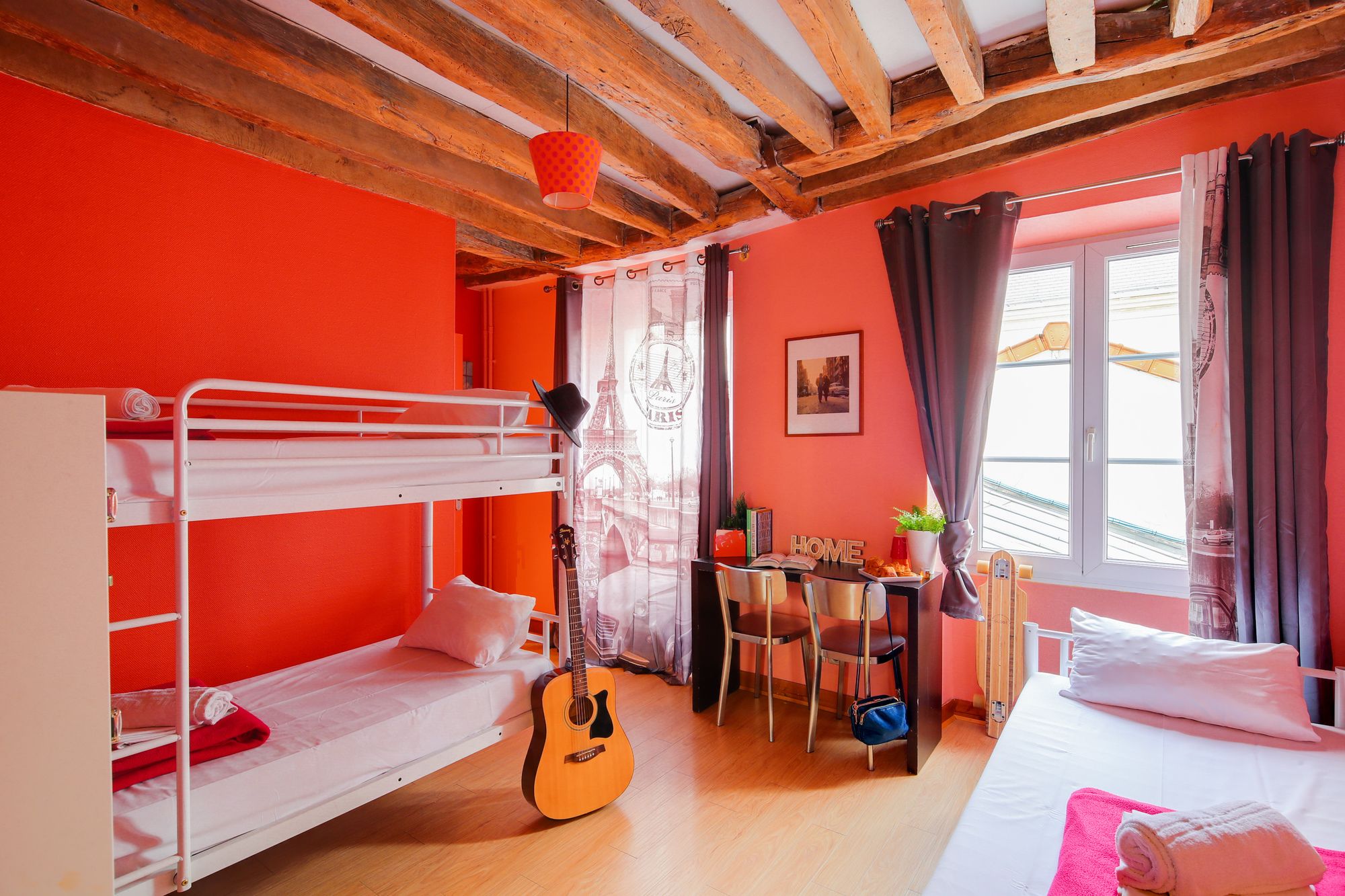 Фото Le Village Montmartre