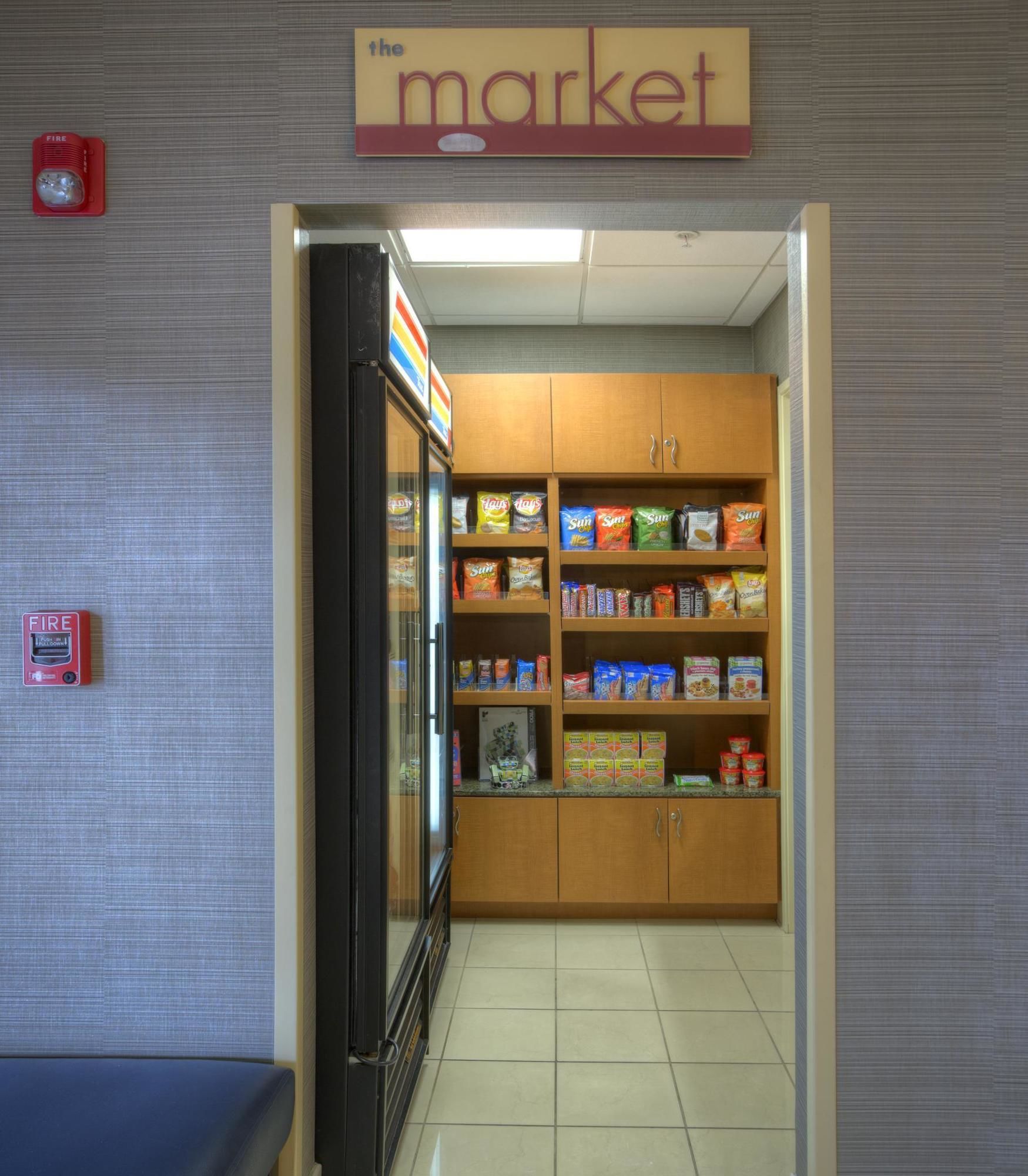 Фото Springhill Suites by Marriott Tampa Brandon