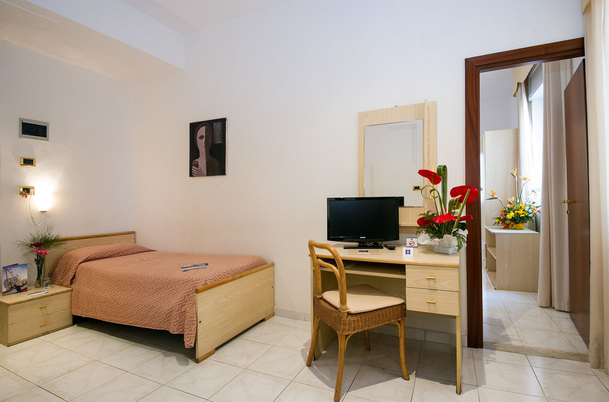 Фото Joli Park Hotel