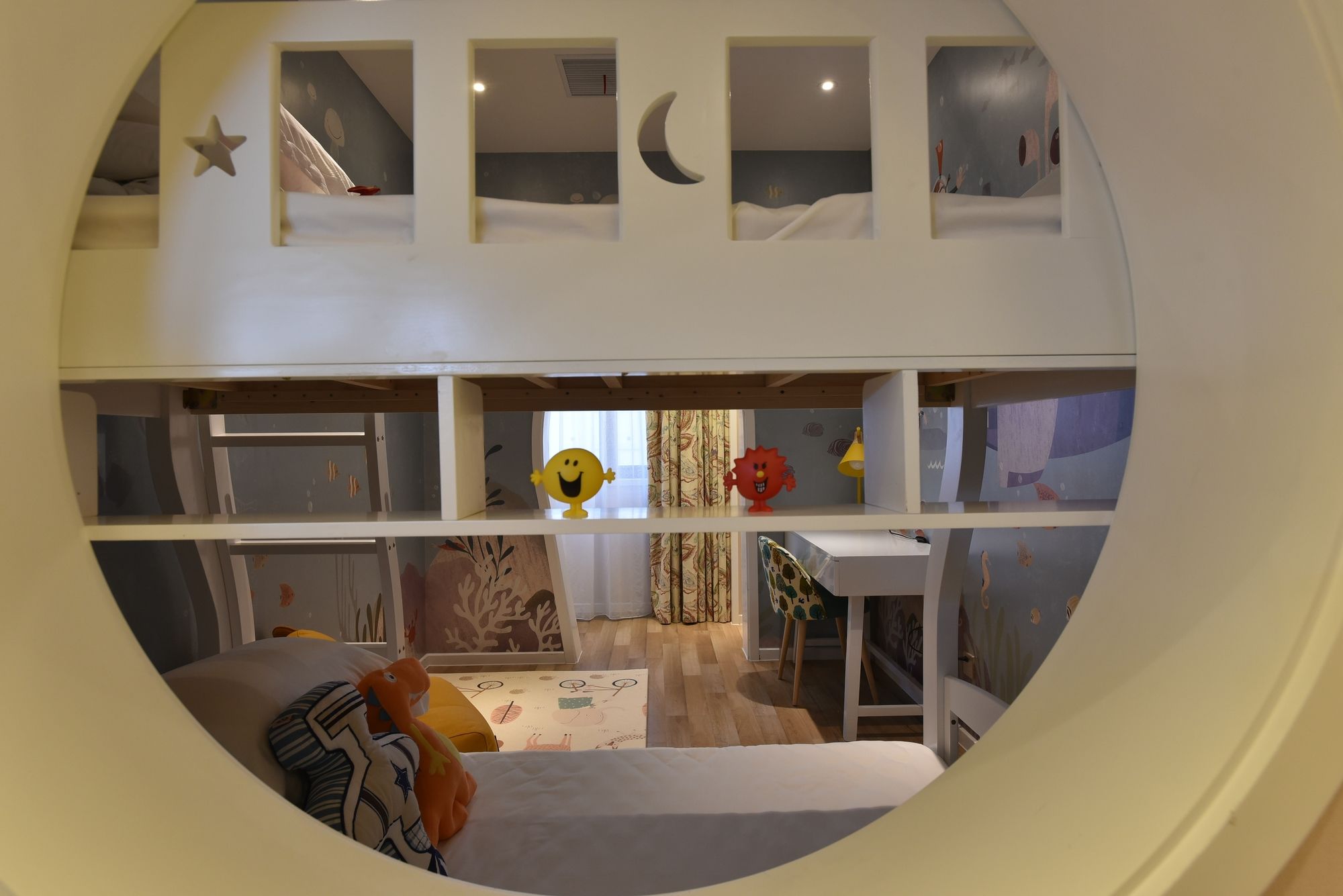 Фото Shanghai Deco Hotel