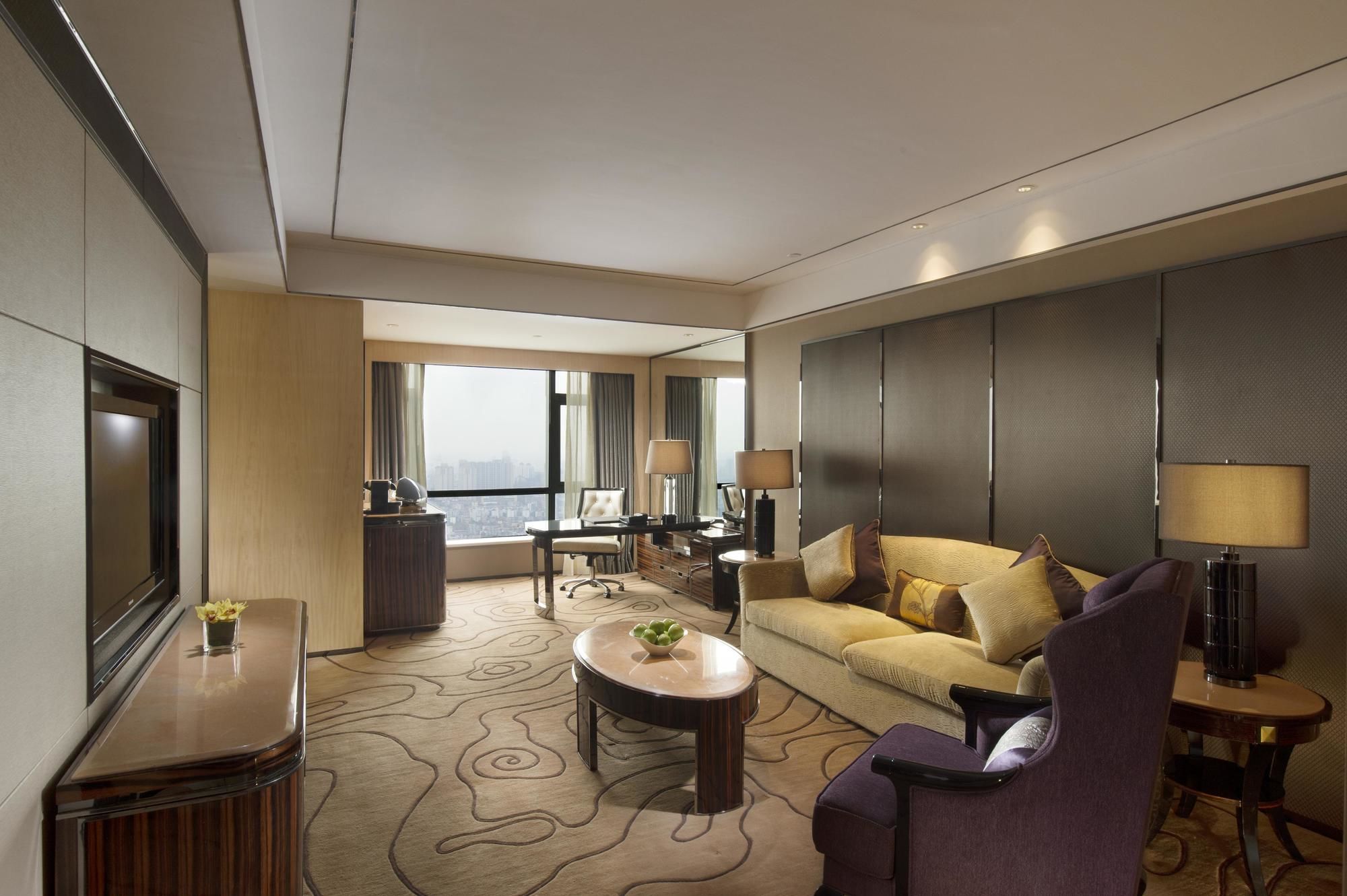 Фото Hilton Zhongshan Downtown