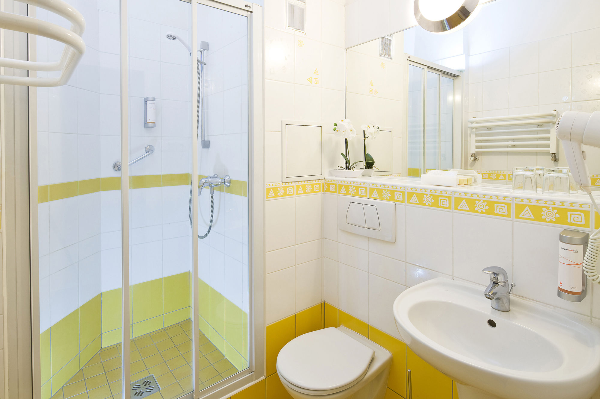 Фото Hotel Flora