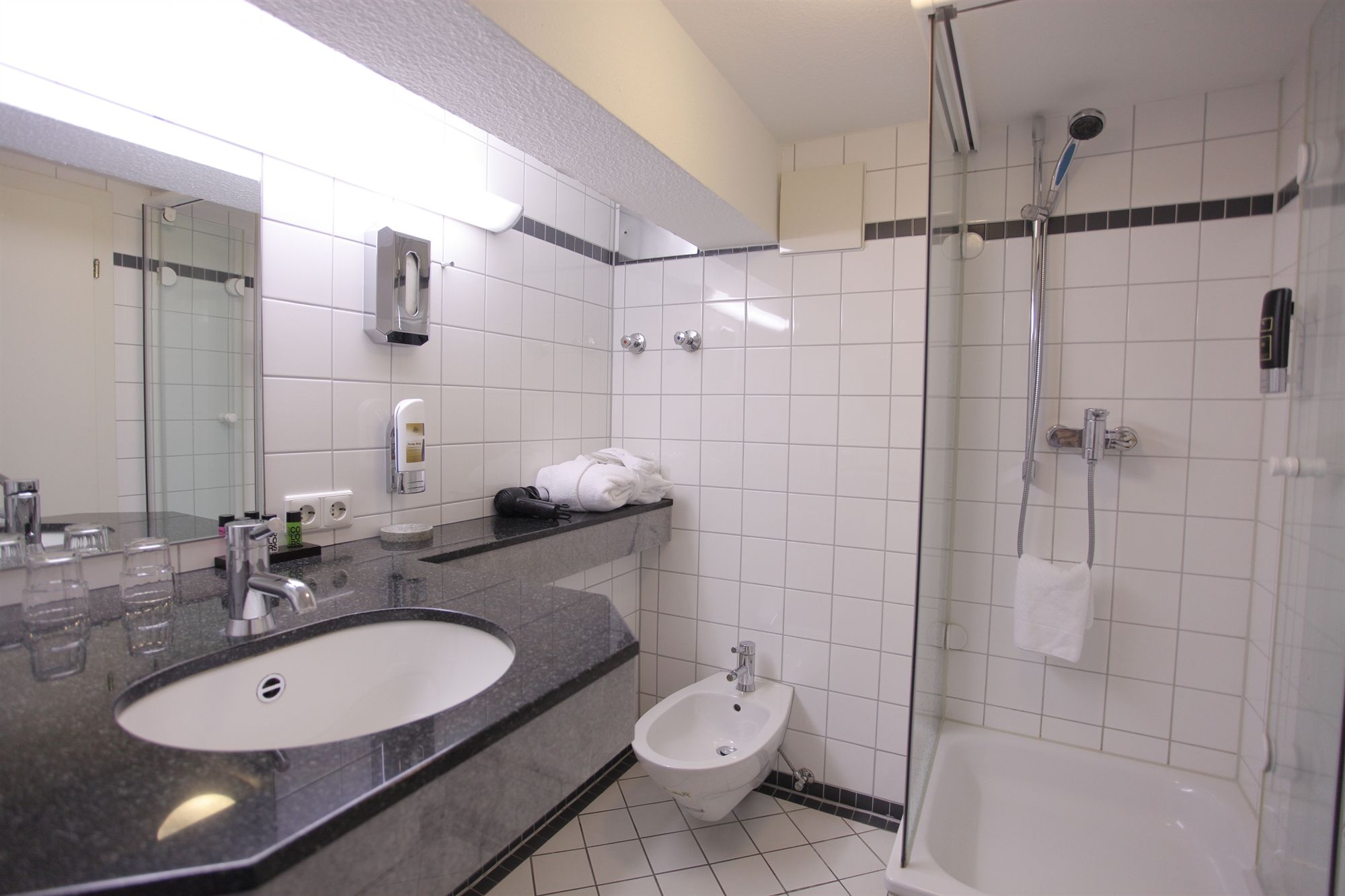 Фото Goldener Falke