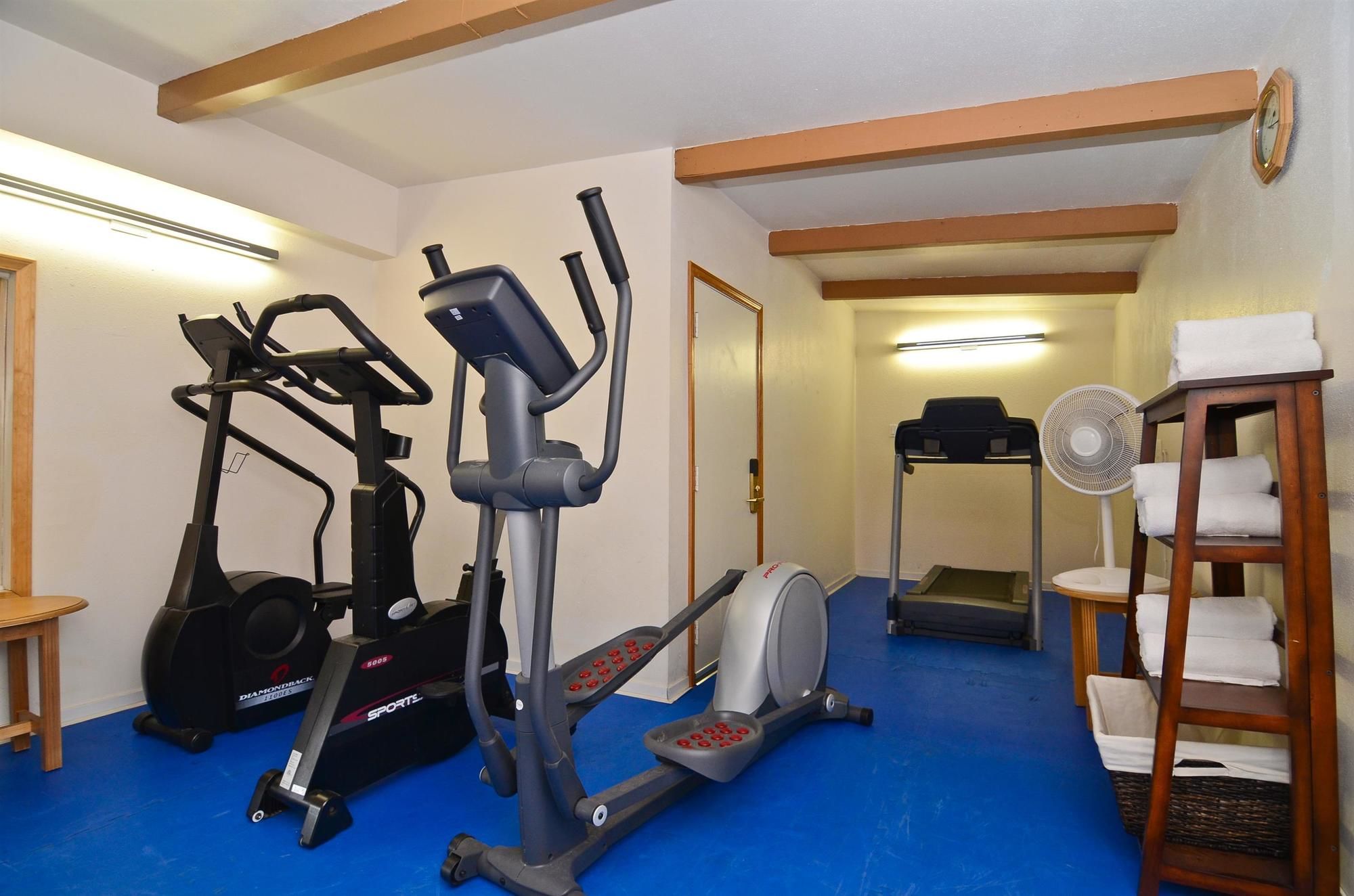 Фото Best Western Valdez Harbor Inn