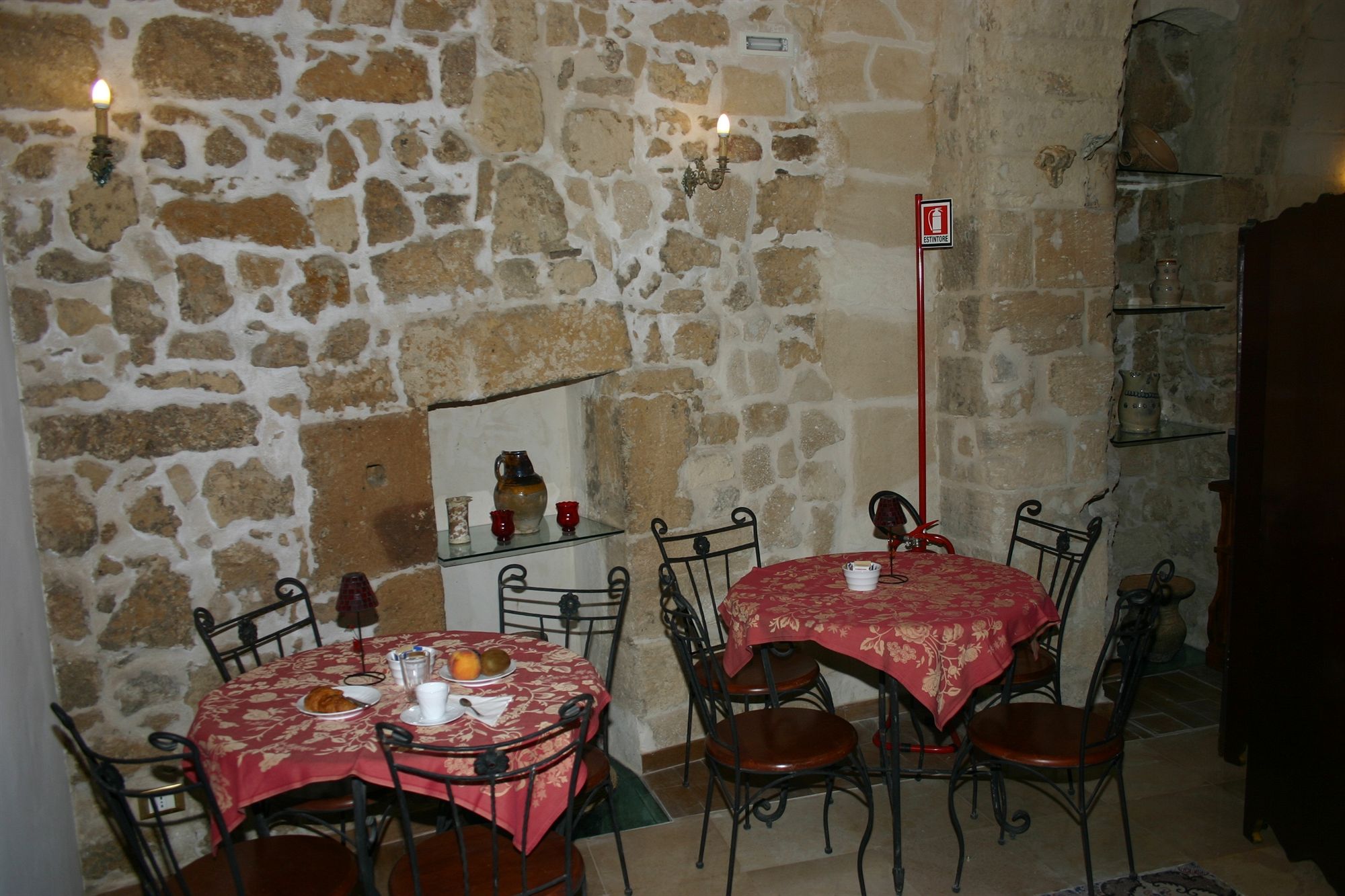 Фото San Andrea Degli Armeni B&b di Charme - Dimora Storica