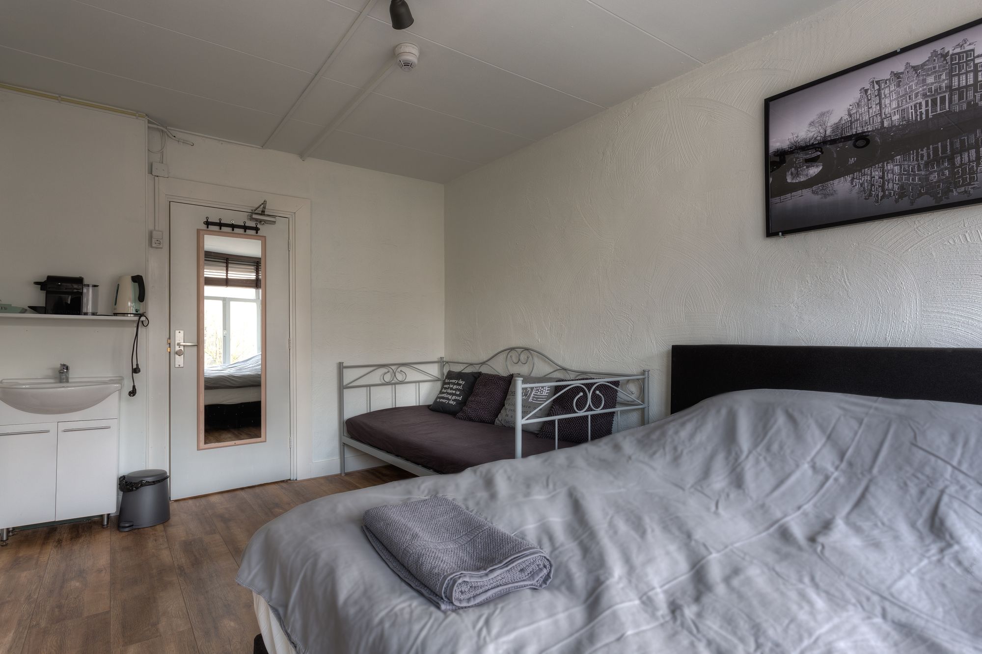 Фото Hotel Canal View