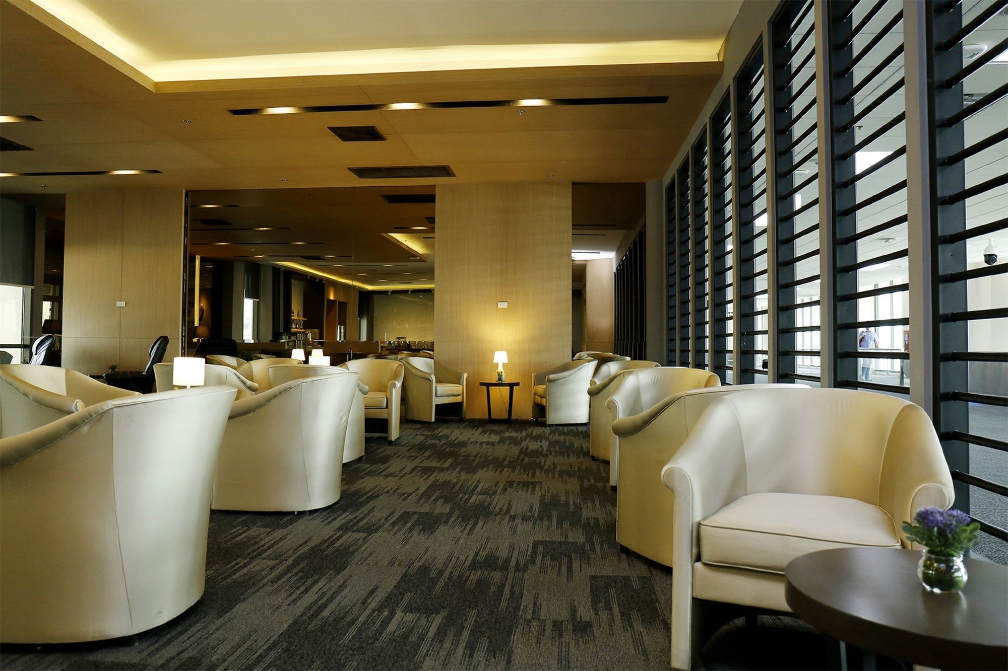 Фото Louis Tavern Hotel