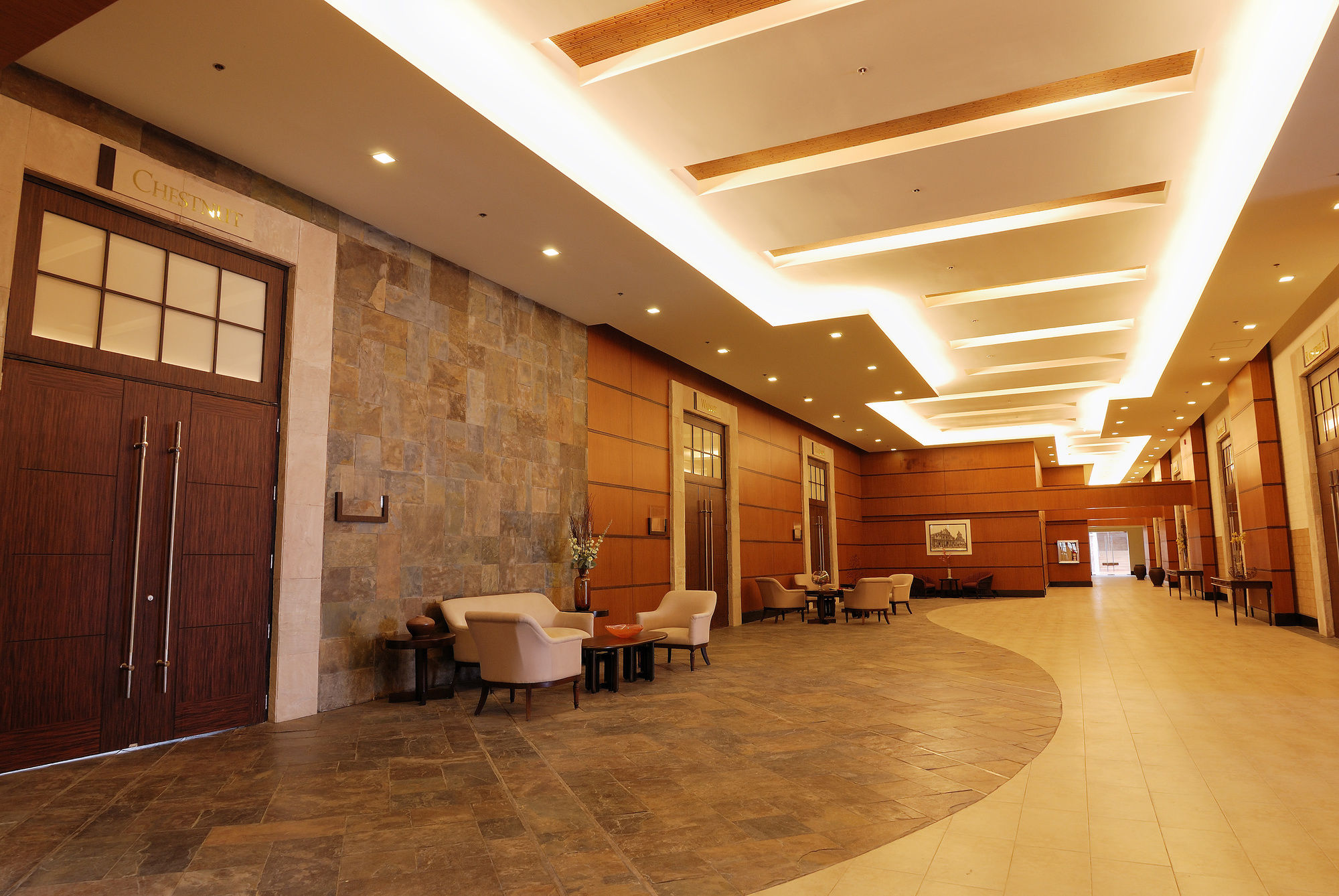 Фото Summit Ridge Tagaytay