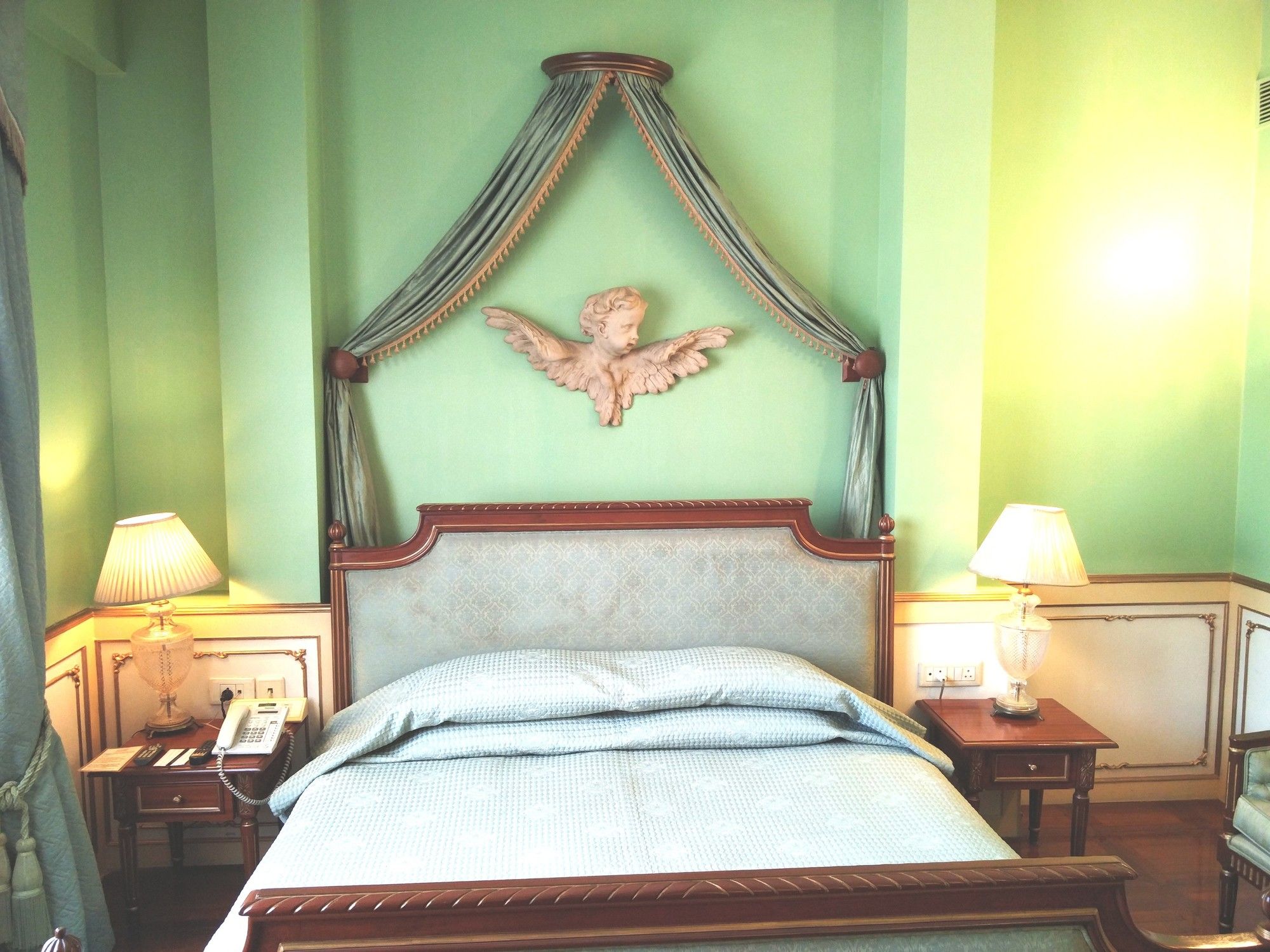 Фото The Gordon House