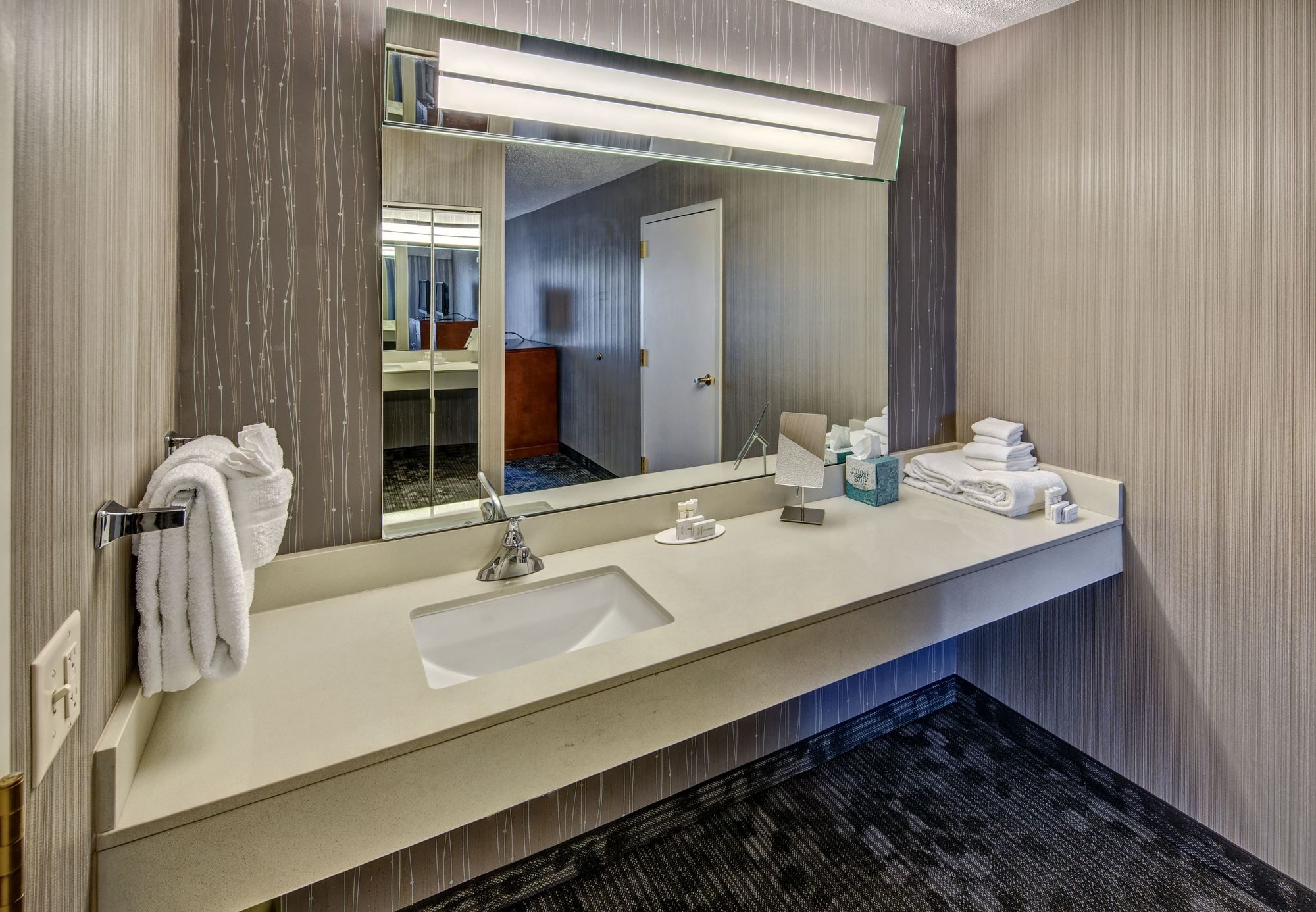 Фото Courtyard by Marriott Springfield