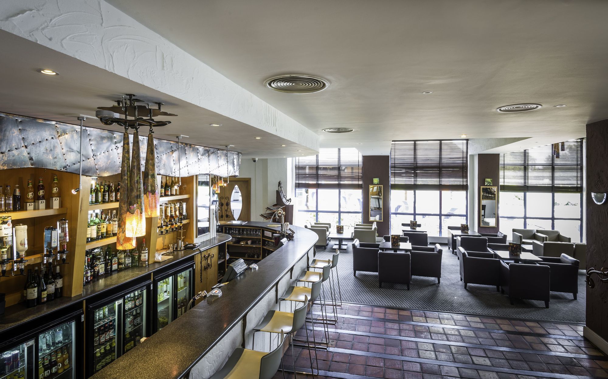 Фото Holiday Inn London - Sutton, an Ihg Hotel