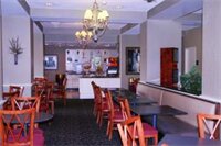 Фото Hampton Inn Charlotte-Uptown