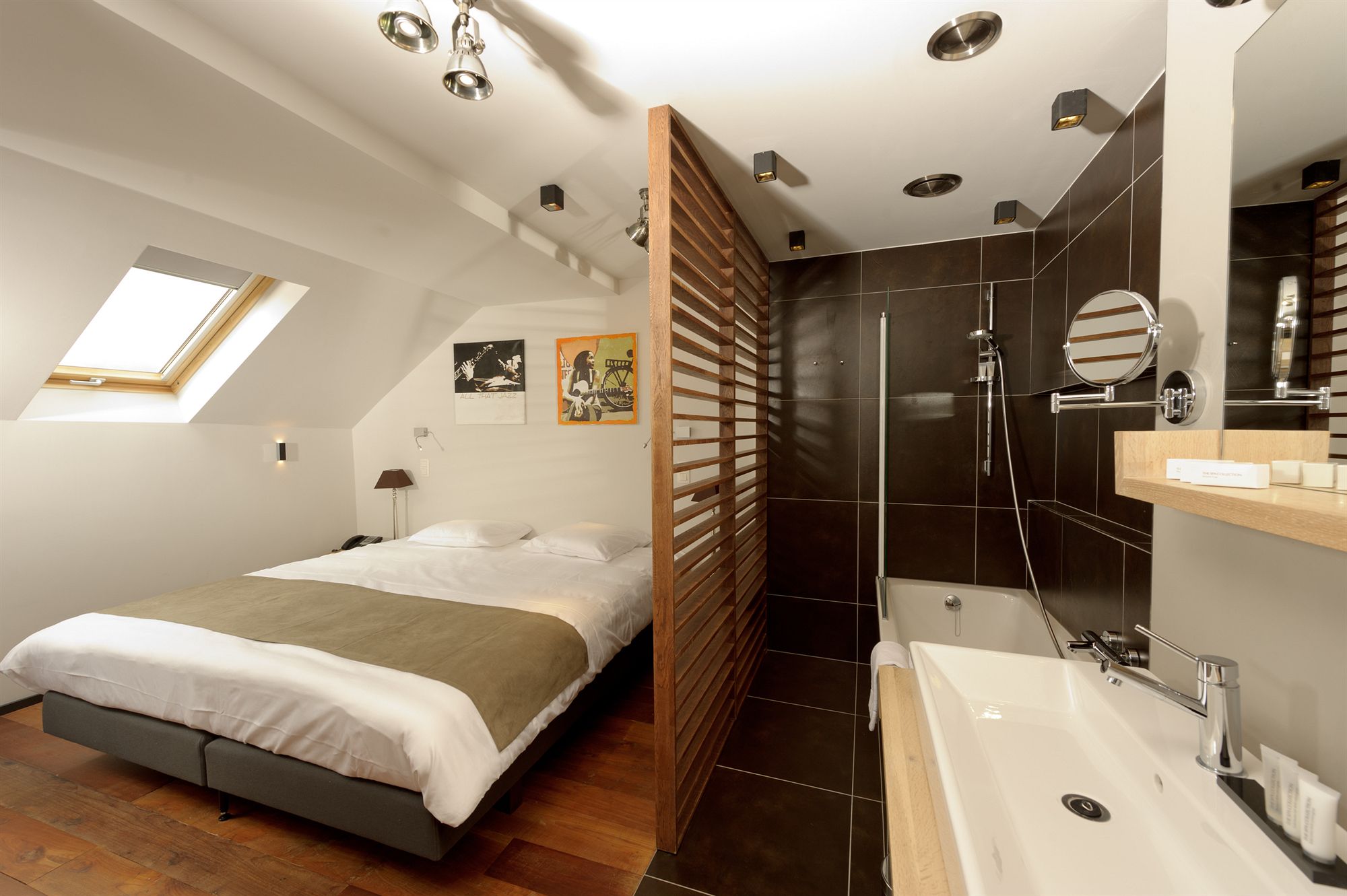 Фото Saint Gery Boutique Hotel