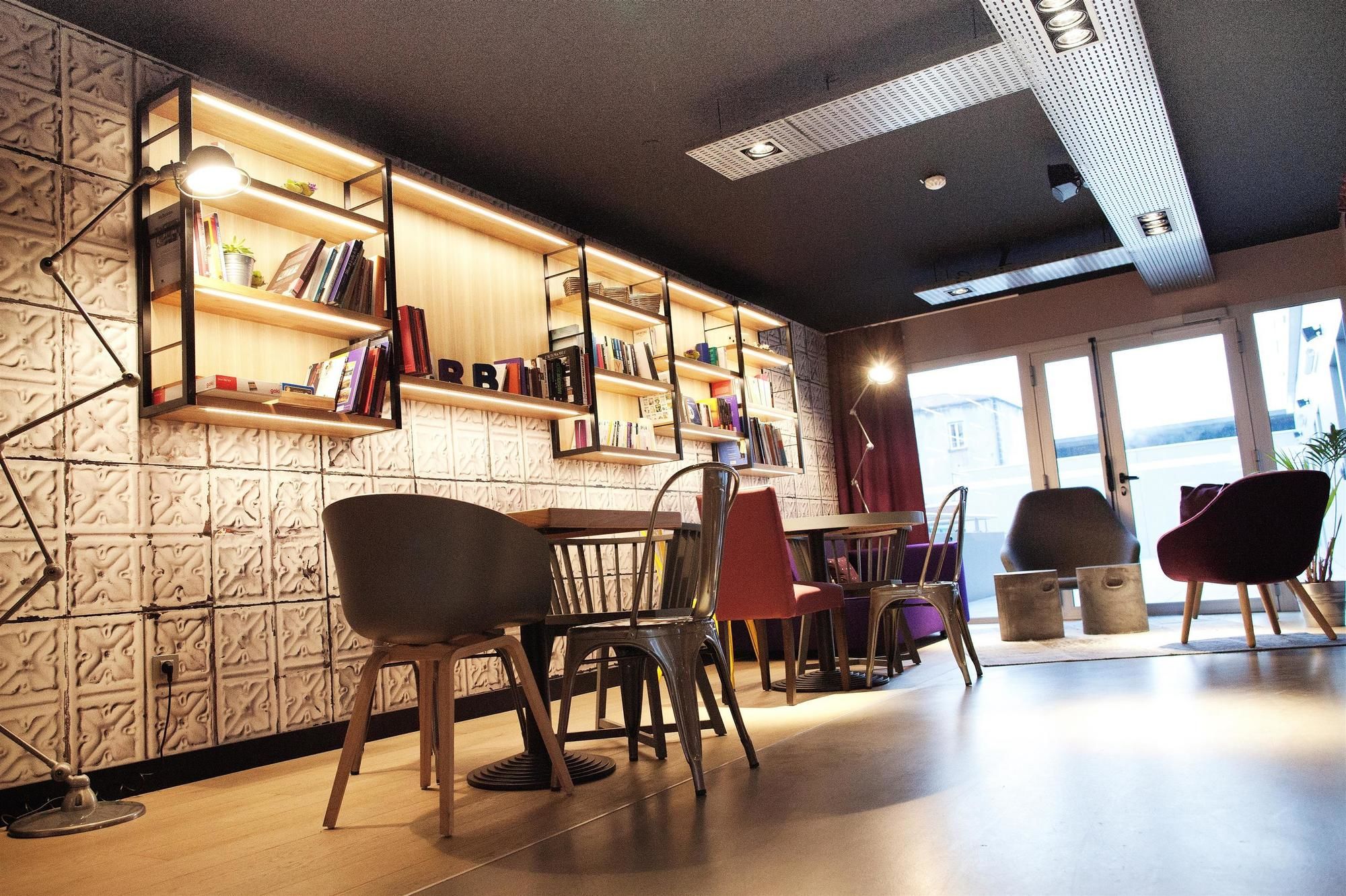 Фото Campanile Clermont Ferrand Centre