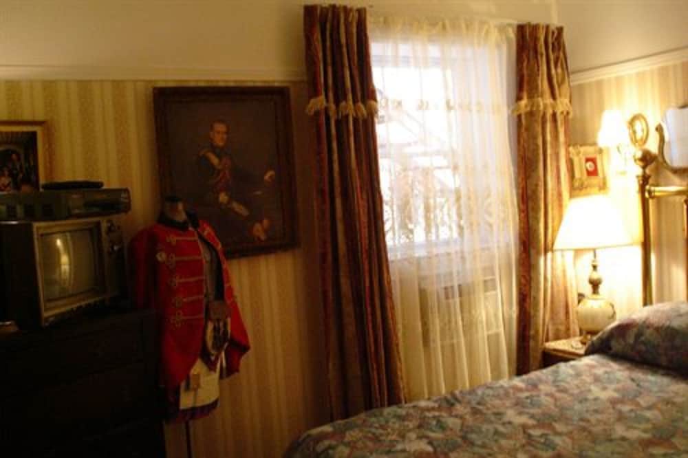 Фото Pimblett's Downtown Toronto B&b