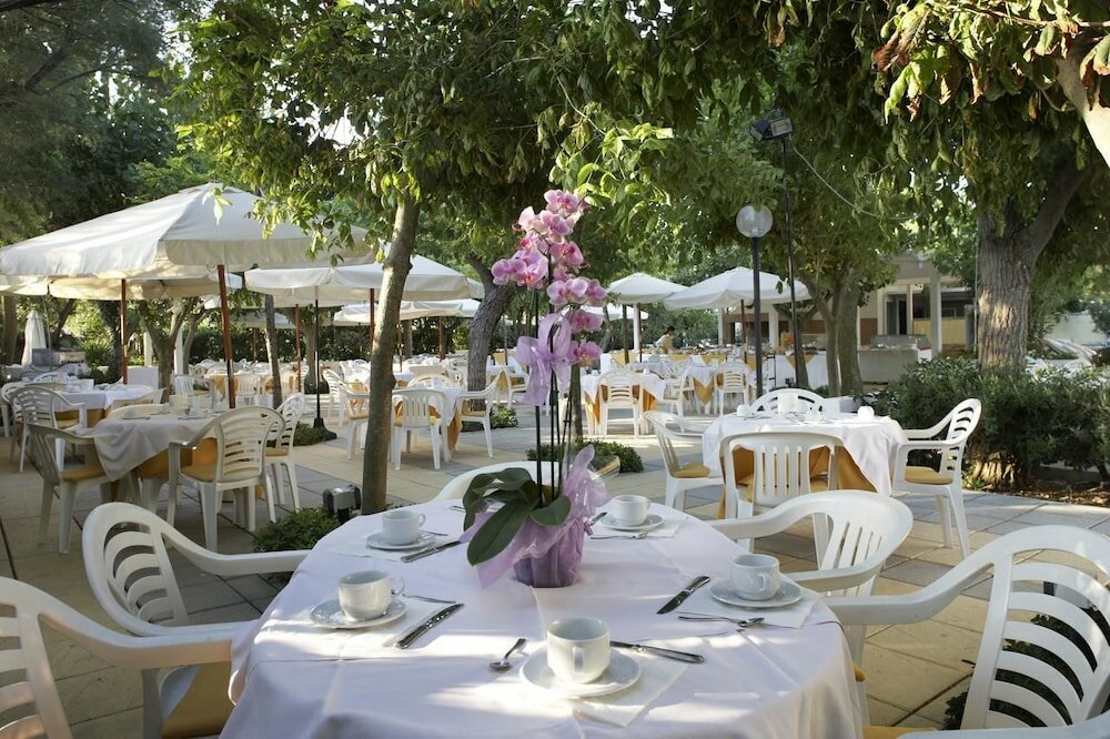 Фото Alexandra Plaza