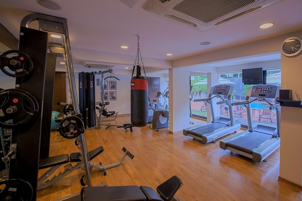 Фото Oakwood Residence Naylor Road Pune