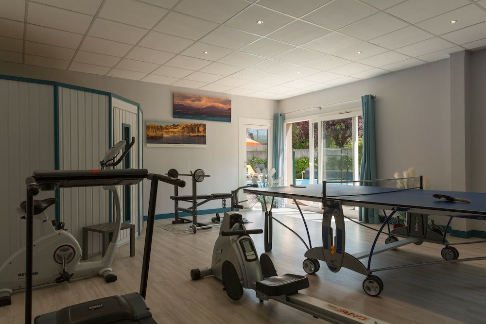 Фото Logis Hôtel l'Arc en Ciel