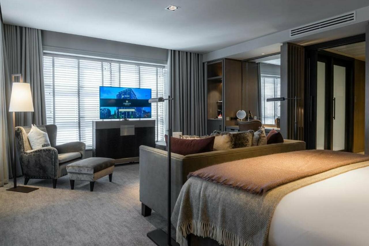 Фото Dakota Manchester