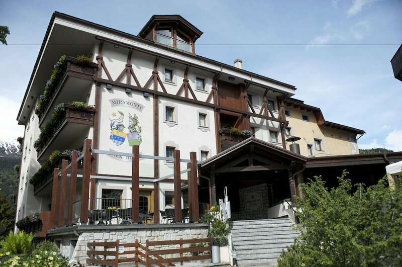 Гостиница Miramonti Park Hotel в Бормио