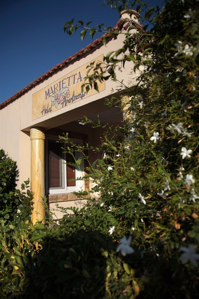 Фото Marietta Hotel & Apartments